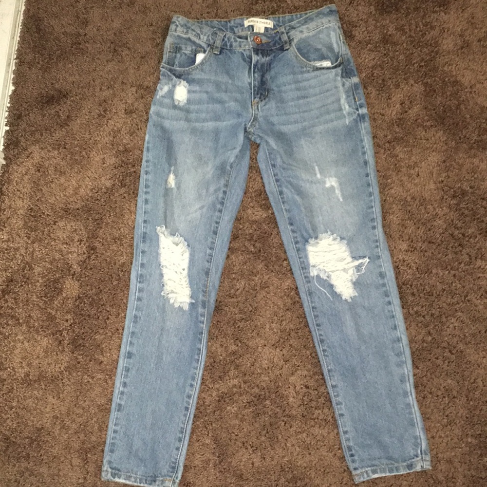 Forever 21 Girls boyfriend jeans size 9/10